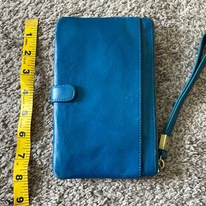 Hobo blue wristlet